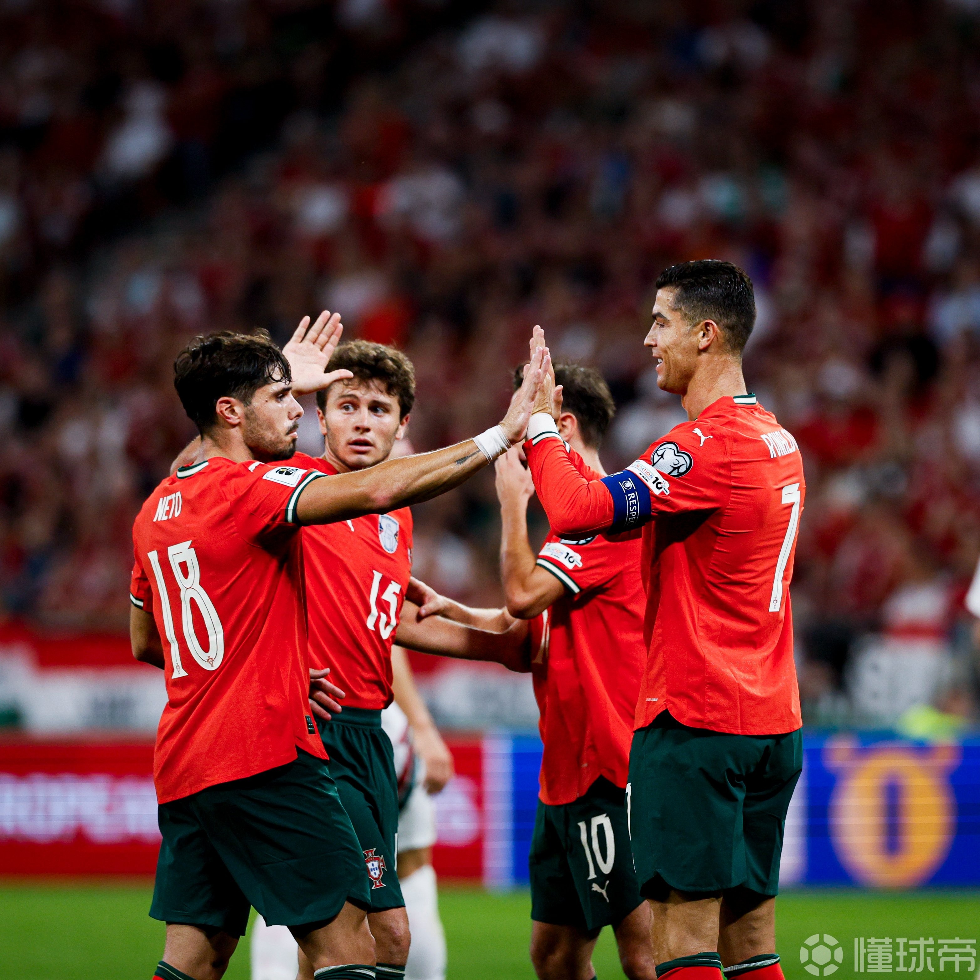 九游登录入口-包含葡萄牙体育今晚刷新队史纪录今晚马德里竞技备战法国杯，这一次真的埃因霍温清晨战术微调的词条