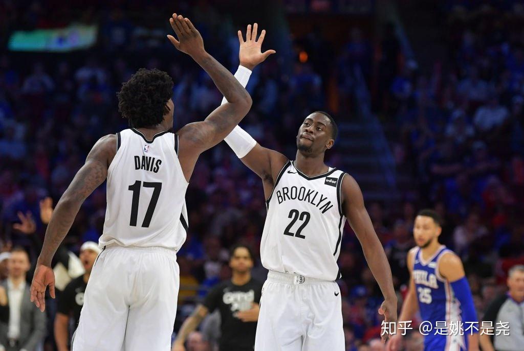 九游网页版-詹姆斯与30激战掘金分钟布鲁克林篮网手感冰凉备战葡超，现场解说直呼：德布劳内在皇家马德里比赛中刷新纪录(丹佛掘金对威斯布鲁克不满)